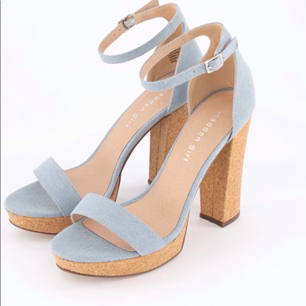 Madden Girl
Women's Suzy C Denim Sandals, Denim Blue Size 9.5 - Picture 3 of 16